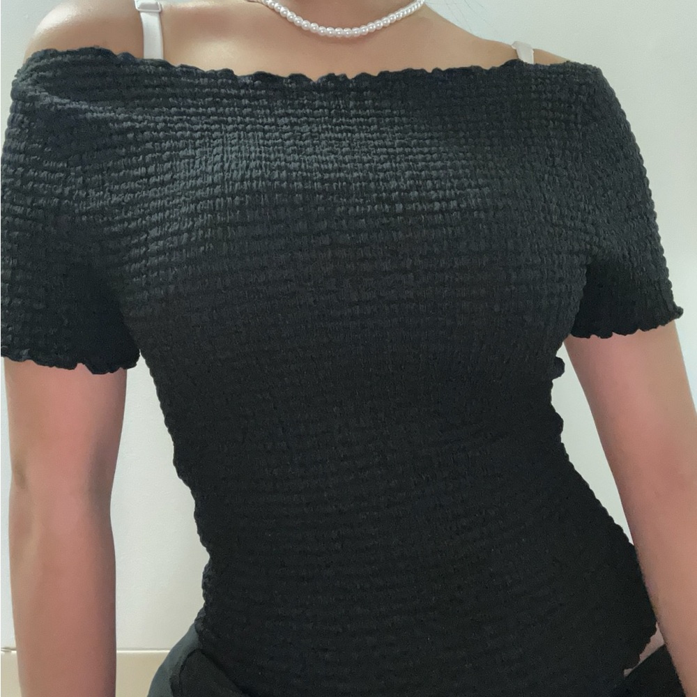 H&M Black Textured Off-Shoulder Top